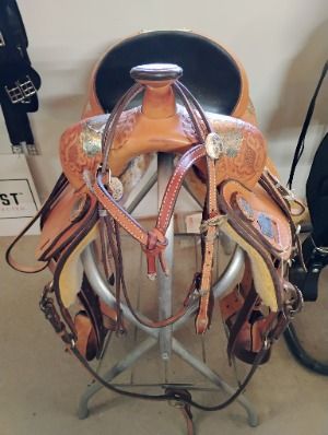 Big Horn Show Saddle