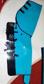 Showman Detachable Neck Blanket